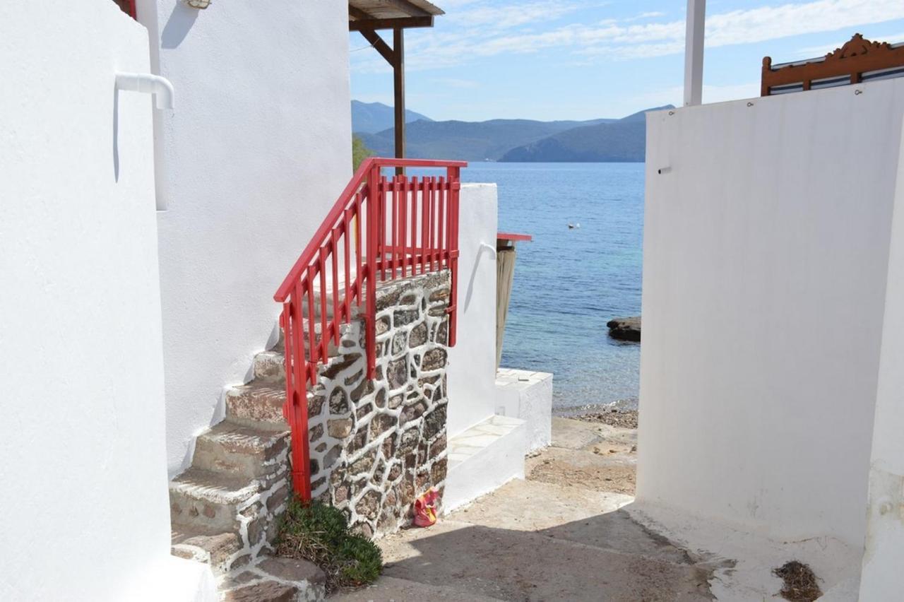 Thalassophile Eco House Villa Plaka  Buitenkant foto
